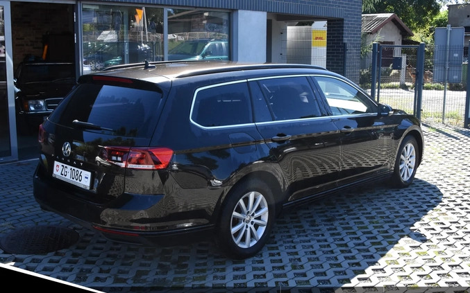 Volkswagen Passat cena 119500 przebieg: 88046, rok produkcji 2020 z Świeradów-Zdrój małe 407